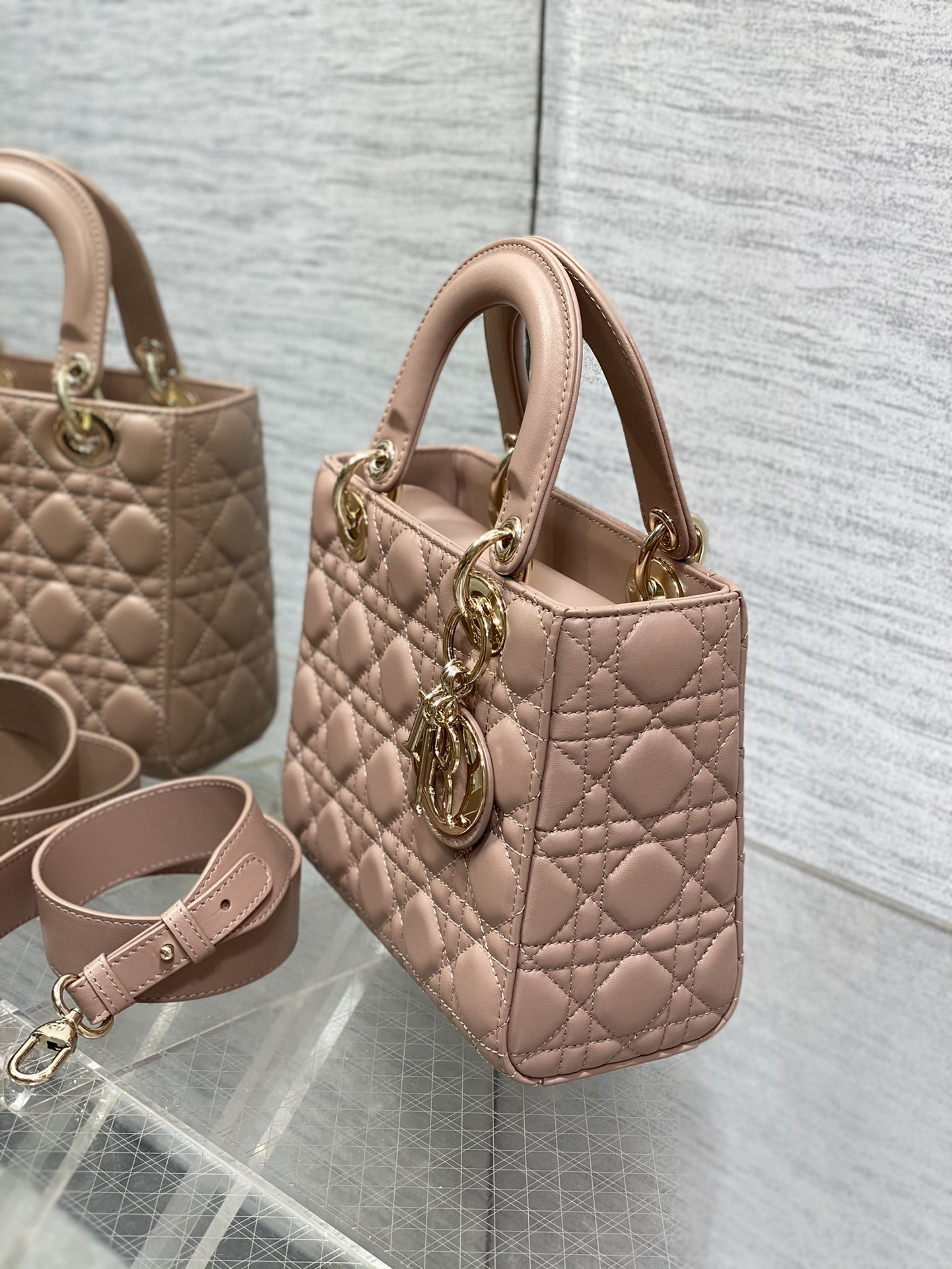 MEDIUM LADY  BAG