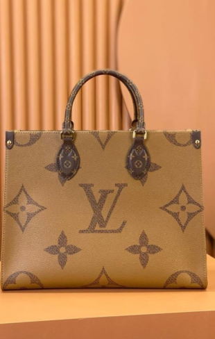 Louis_vuitton onthego bag with og box