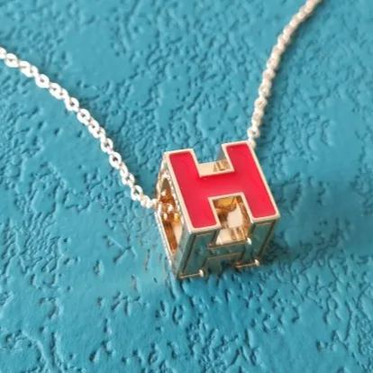 Pop H Necklace