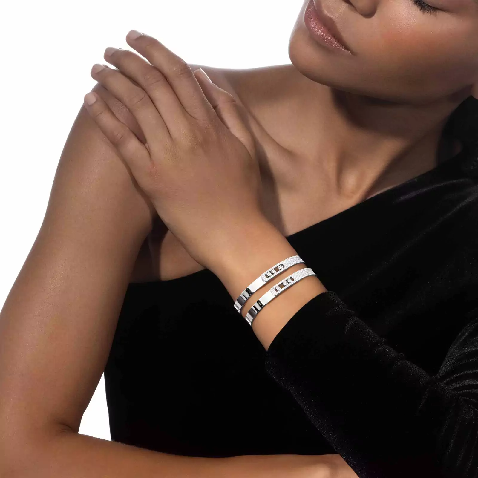 Move Noa Semi Pavé Bangle White Gold Diamond Bracelet