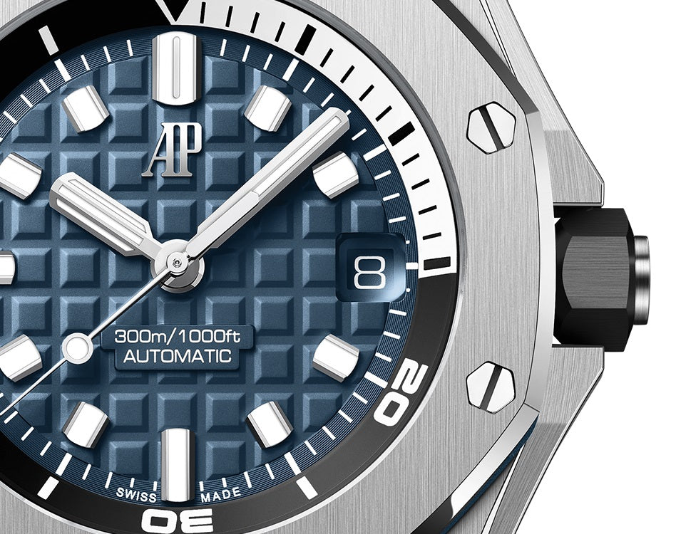 Royal Oak Offshore DIVER Ref# 15720ST.OO.A027CA.01