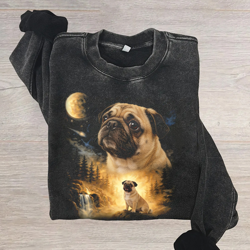 Pug Howling to The Moon Vintage Sweatshirt