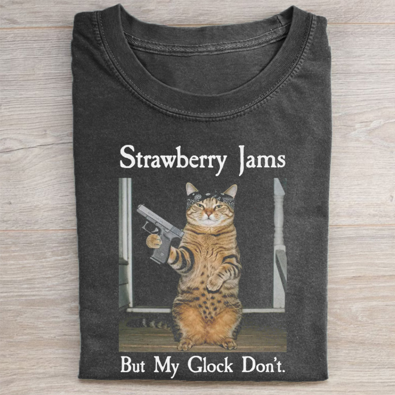 strawberry jjams but my clock dont T-shirt