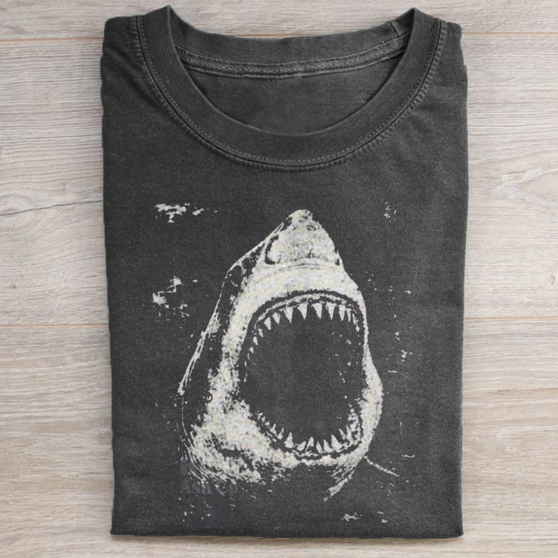Vintage Shark Comfort T-shirt