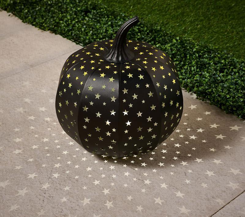 15 Inch Lighted Metal Pumpkin