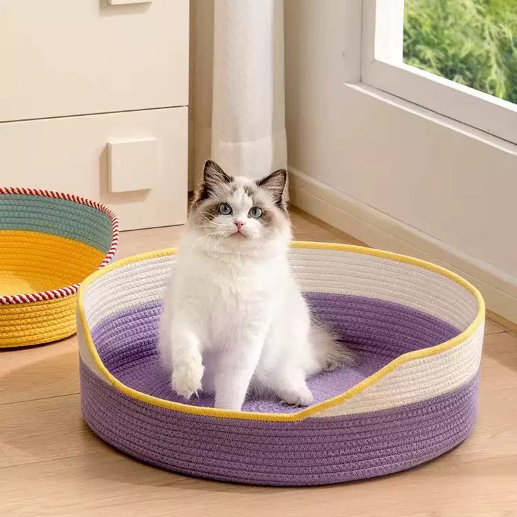 Hand-woven Rattan Cat Bed