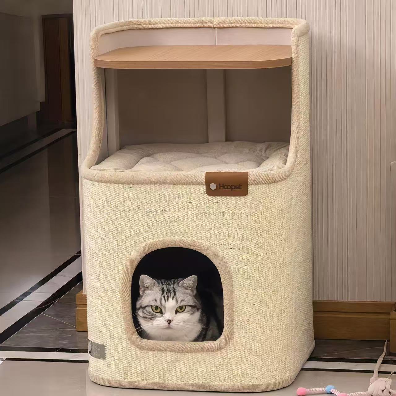 Sisal cat scratching post – 2-in-1 round bedside table cat bed holder