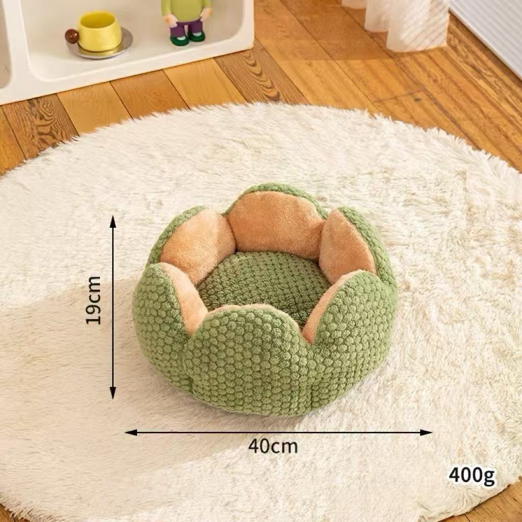 Pet Winter Petal Nest