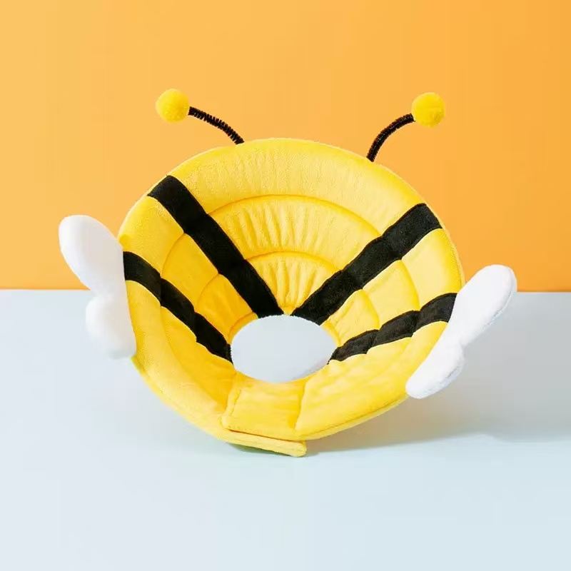 Post-operative collar for cats - to prevent licking