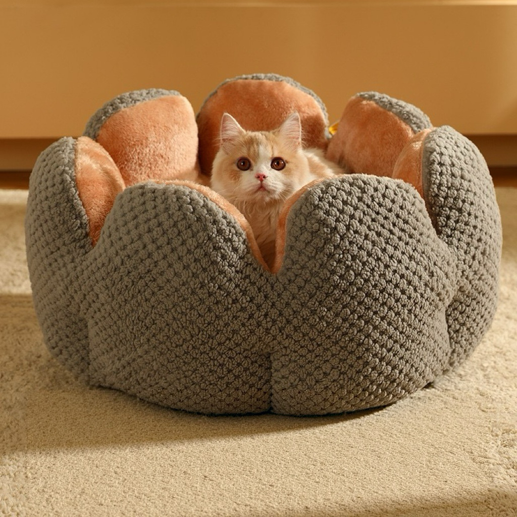 Pet Winter Petal Nest