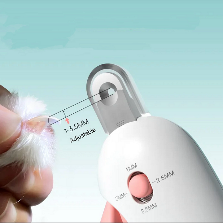 Professional pet nail clippers with adjustable aperture to avoid injuring your furry friend.