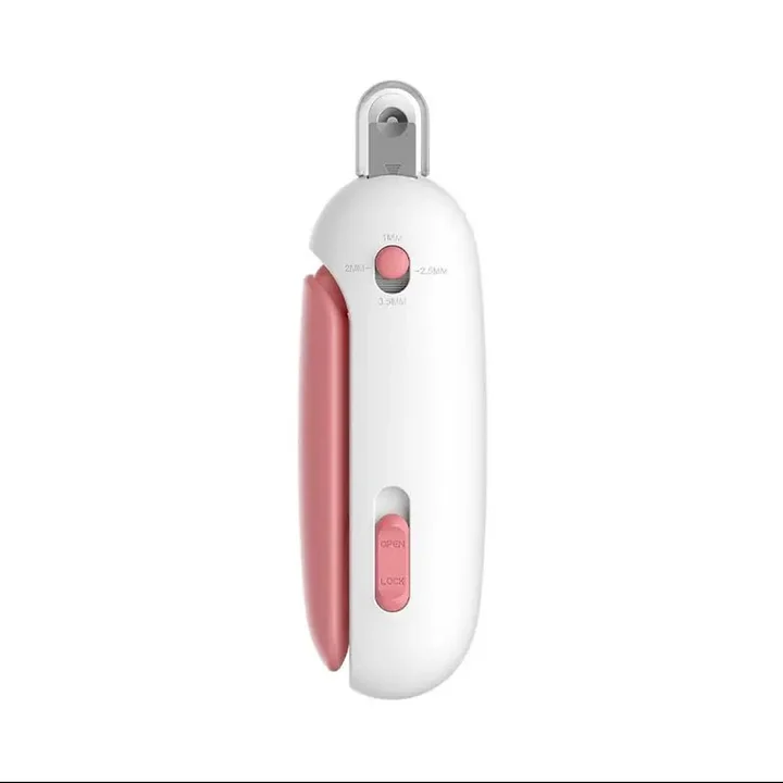 Professional pet nail clippers with adjustable aperture to avoid injuring your furry friend.