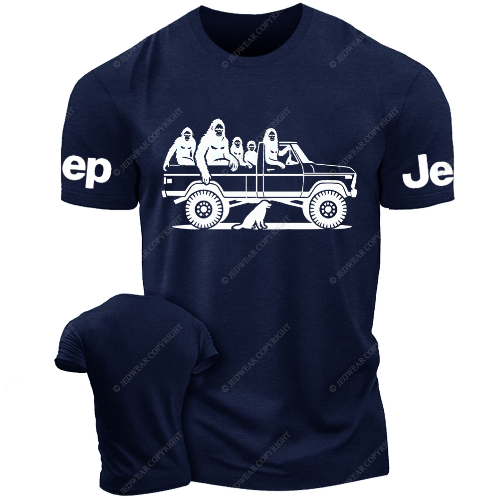 Bigfoot Family In 4x4 Jp T-Shirt