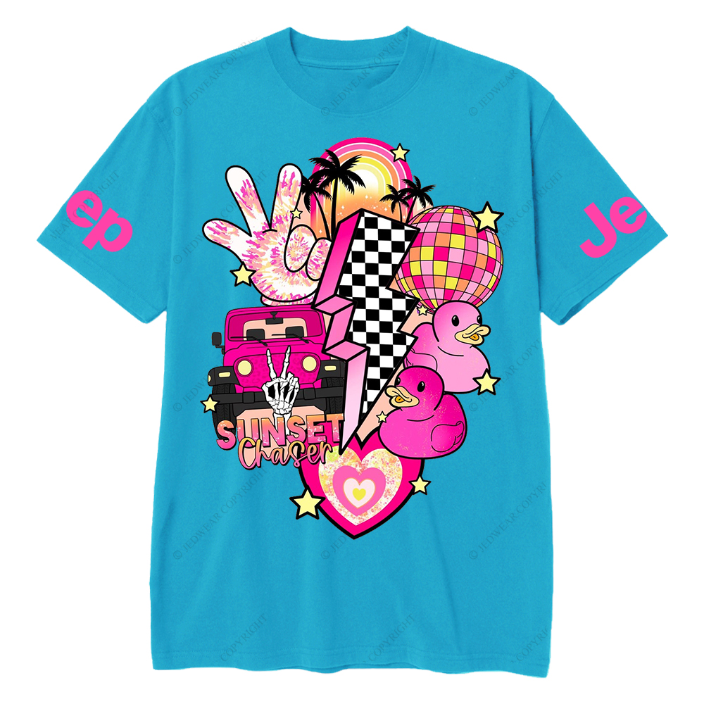 Pink off-Roading Vehicle Sunset Chaser Rubber Duck Jp T-Shirt