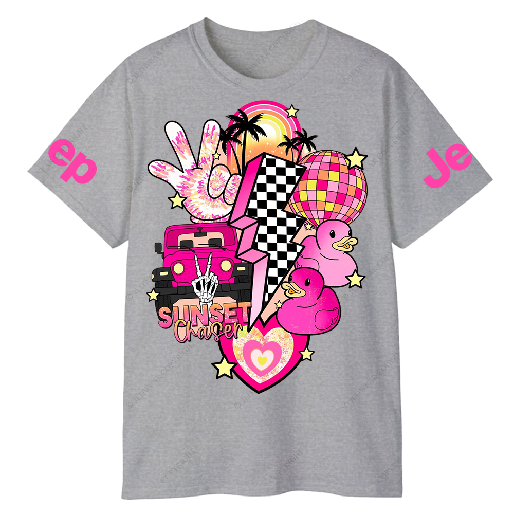 Pink off-Roading Vehicle Sunset Chaser Rubber Duck Jp T-Shirt