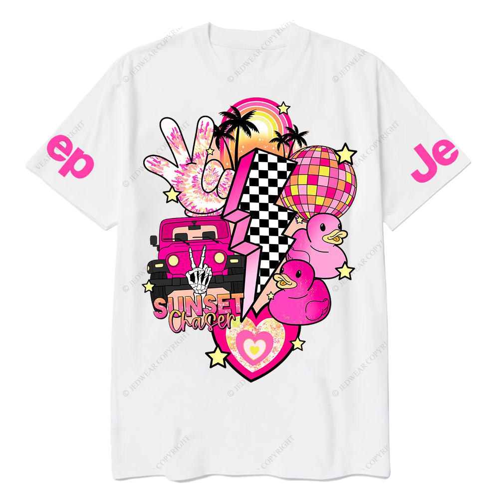 Pink off-Roading Vehicle Sunset Chaser Rubber Duck Jp T-Shirt