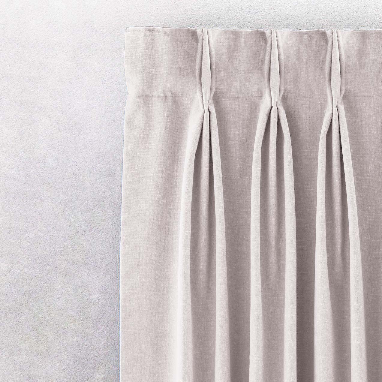 Romantic Floral Floral Petal Pink Matte Finish Room Darkening Curtains Set Of 2 - (DS550)