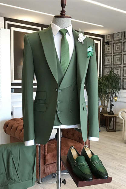 Classic Green Three-Piece Casual Suit with Peaked Lapel