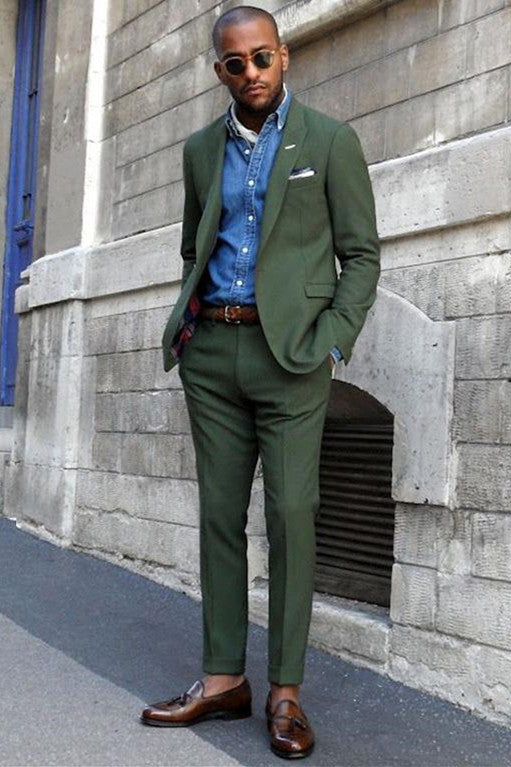 Elegant Dark Green Wedding Suit with Peaked Lapel for Men 2024