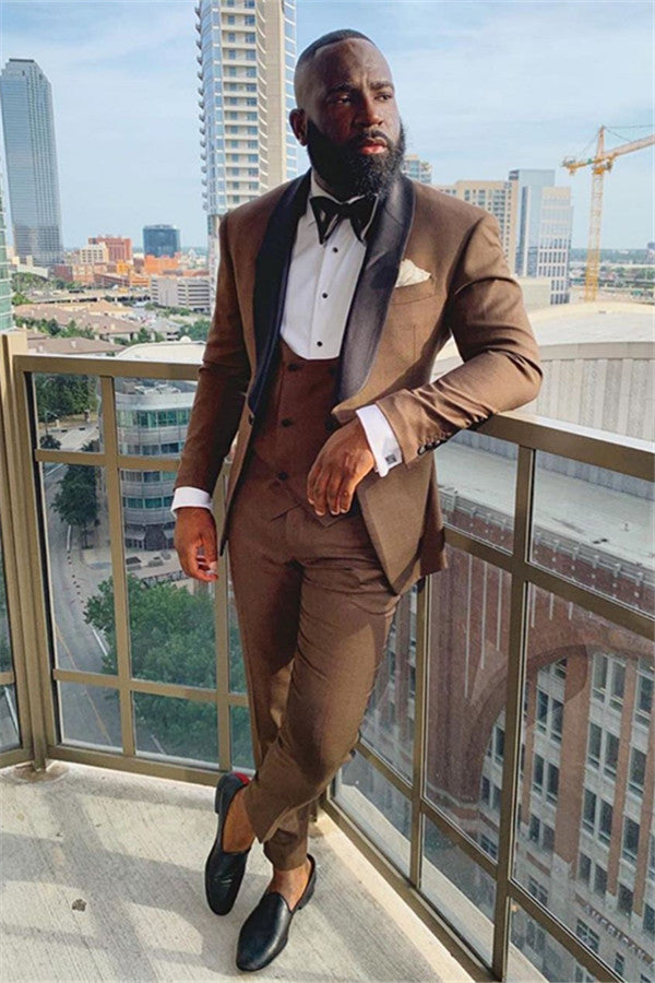 High-Quality Brown Three-Piece Prom Suit with Black Shawl Lapel