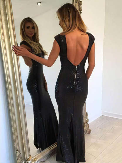 Sequined Sheath/Column Scoop Neck Floor-length Prom Dresses