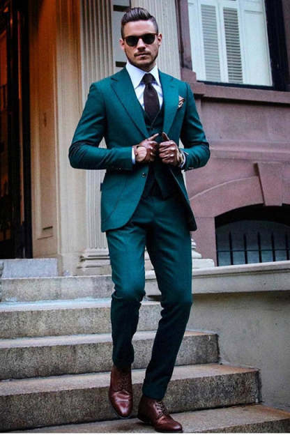 Simple Green Reception Wedding Suit with Notched Lapel for Groom
