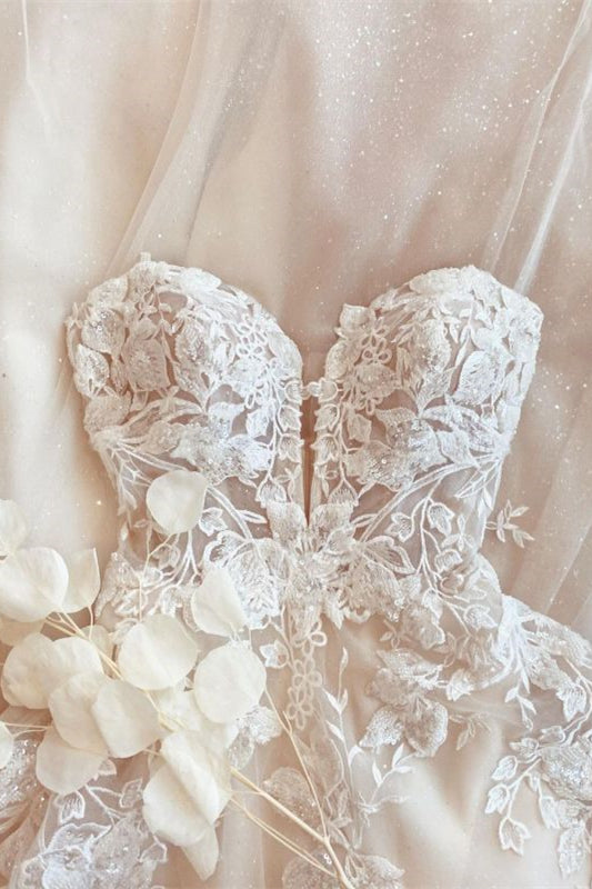 Spaghetti Strap Tulle A-Line Wedding Dress with Lace