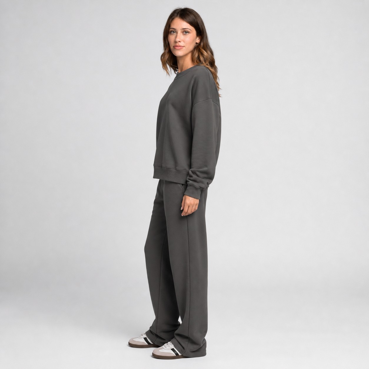 Lightweight Crew Neck Sweatshirt 5PCS Sets PRODUCT SIDE VIEW