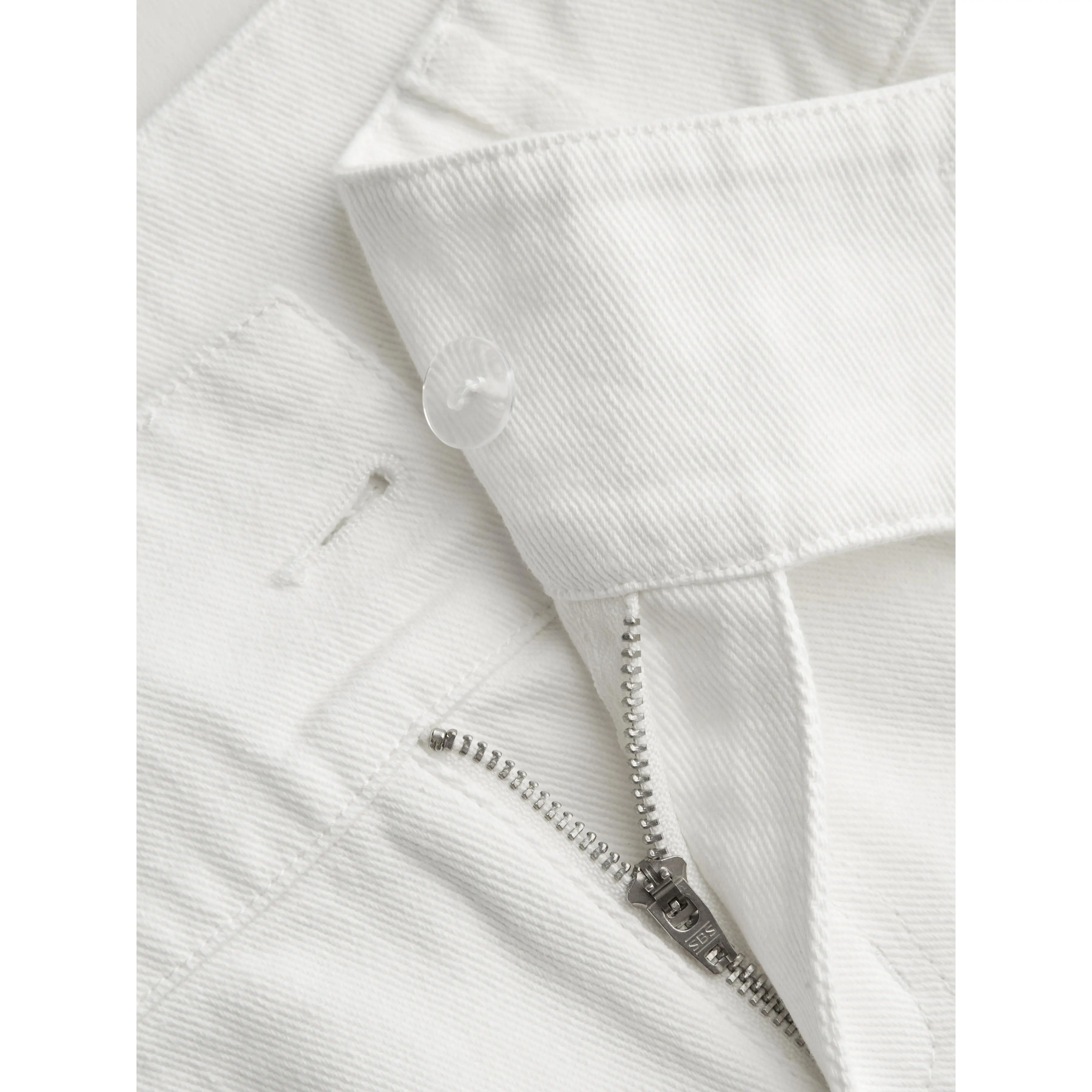 Women's Low Rise Baggy Stretch Jeans product image 6