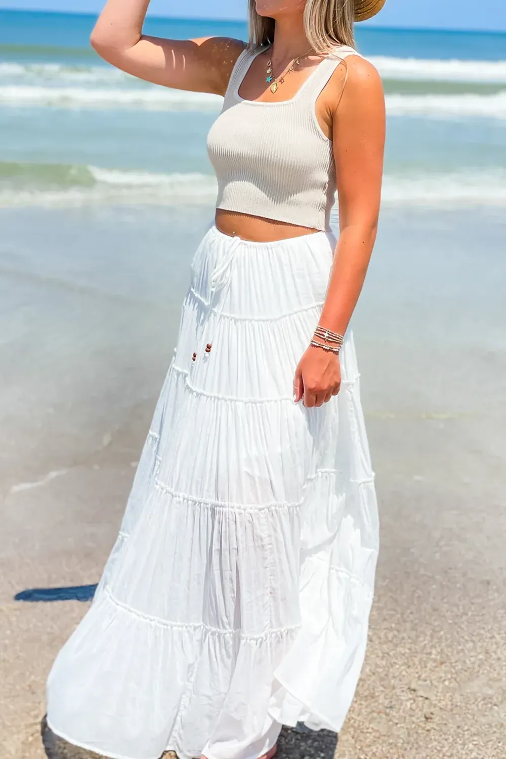 Flowy white maxi skirt with a simple t-shirt