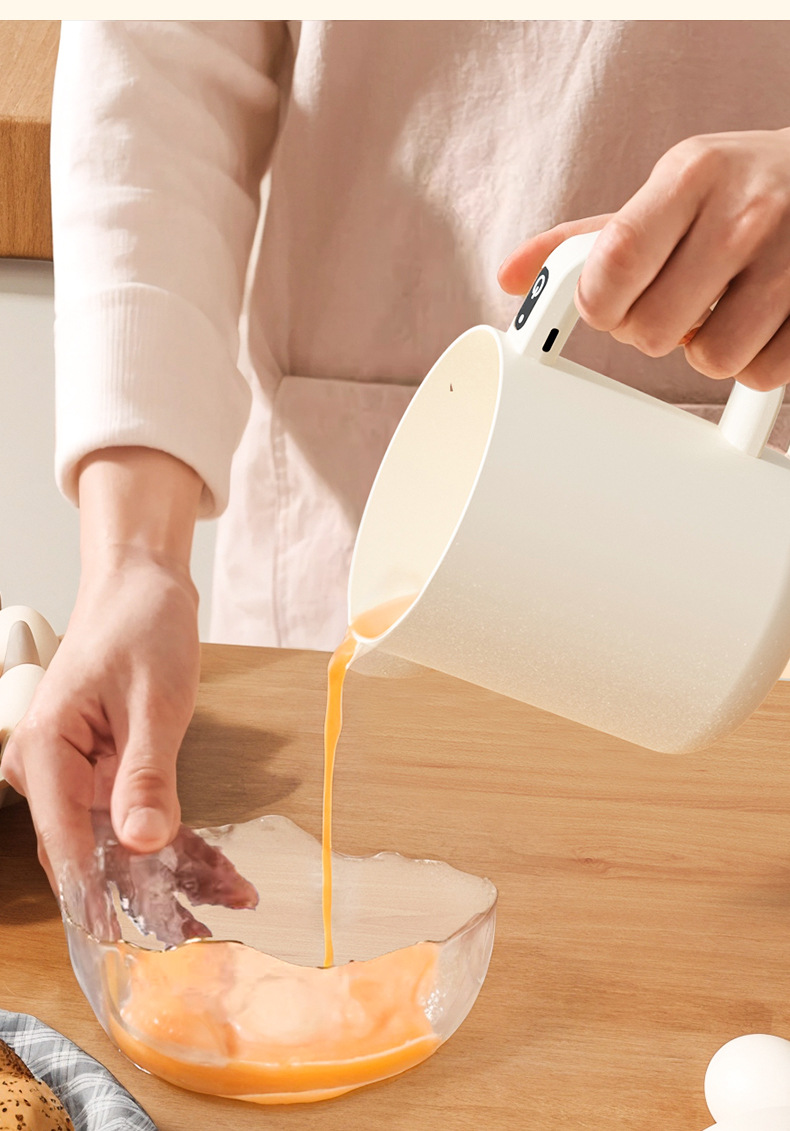 Efficient egg beating and mixing with Amoy appliance