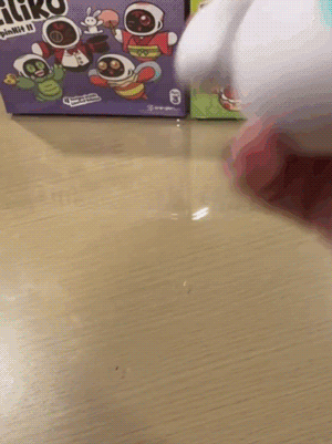 🧠Ein KI-Begleiter mit echter Persönlichkeit: Lernt aus deiner Art zu interagieren und entwickelt eine einzigartige Persönlichkeit nur für dich