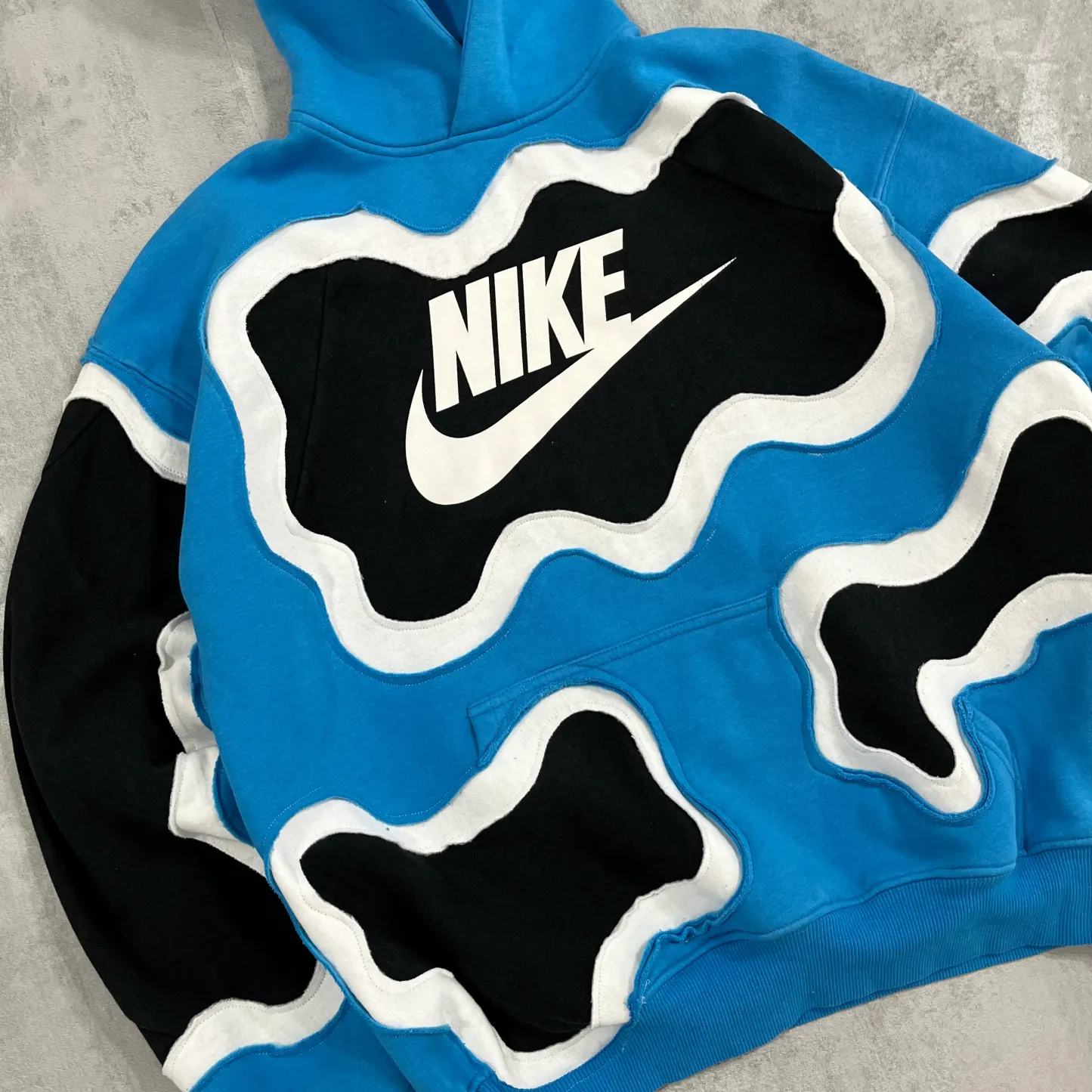 'SPLASH' HOODIE (L)