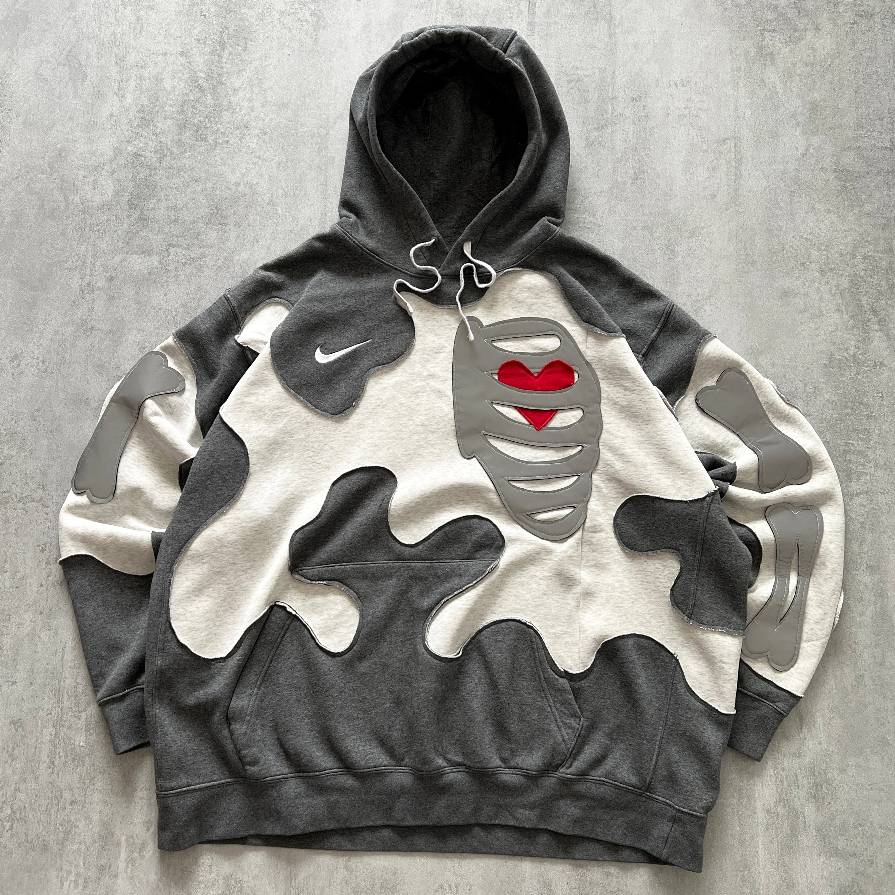 'HEART & BONES' REFLECTIVE HOODIE (XXL)