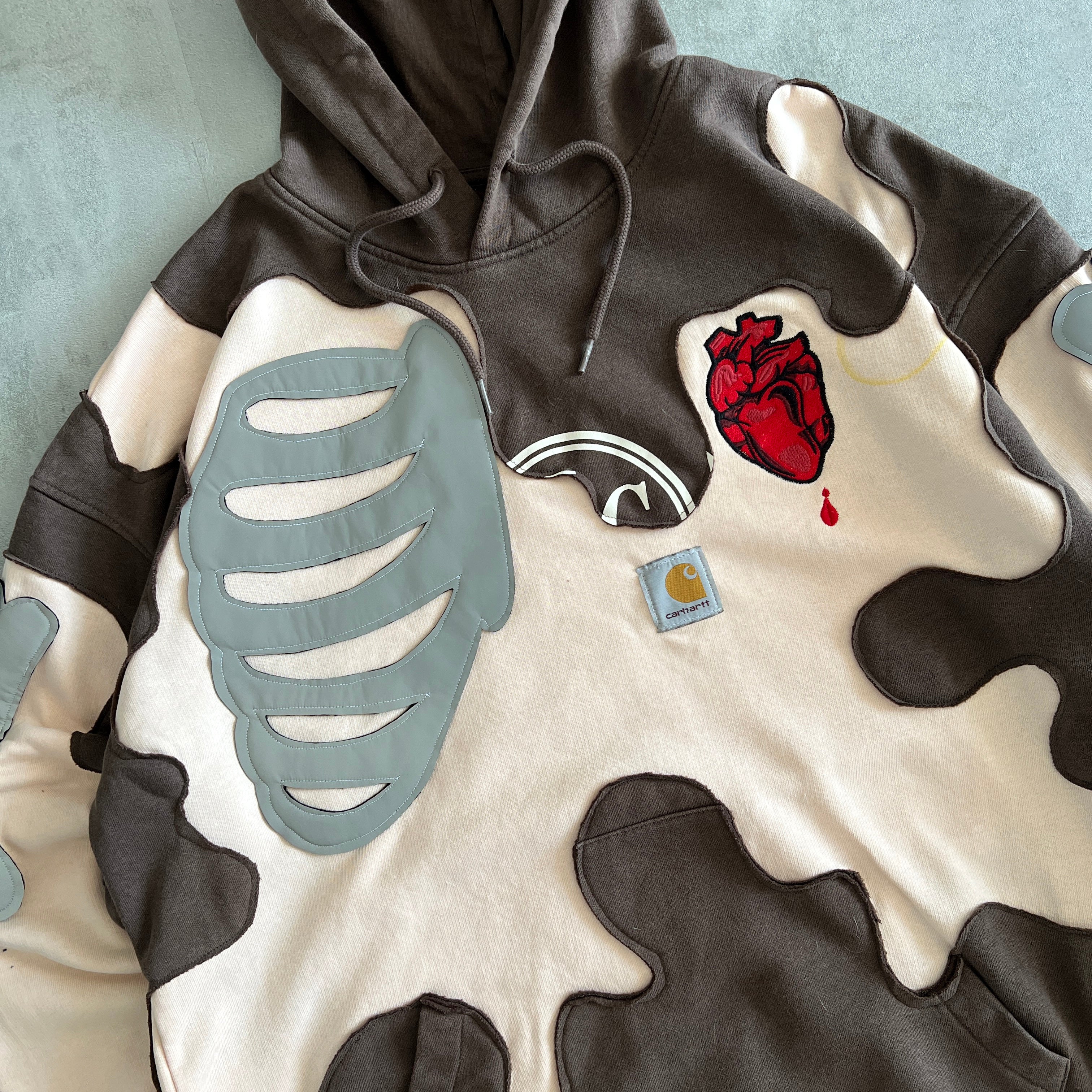 'BROKEN HEART CLUB' REFLECTIVE HOODIE (L)