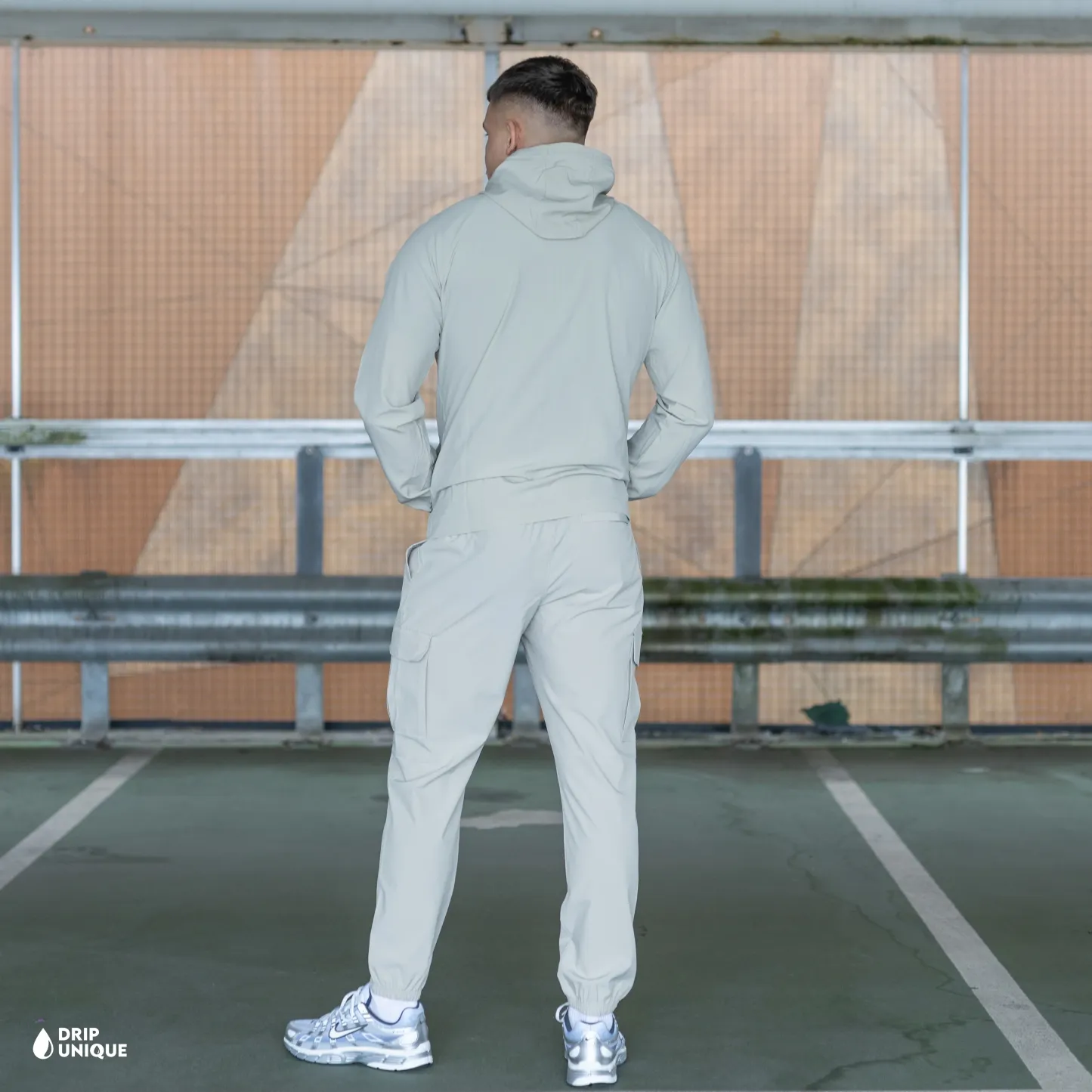 Under Armour Woven Tracksuit Stone