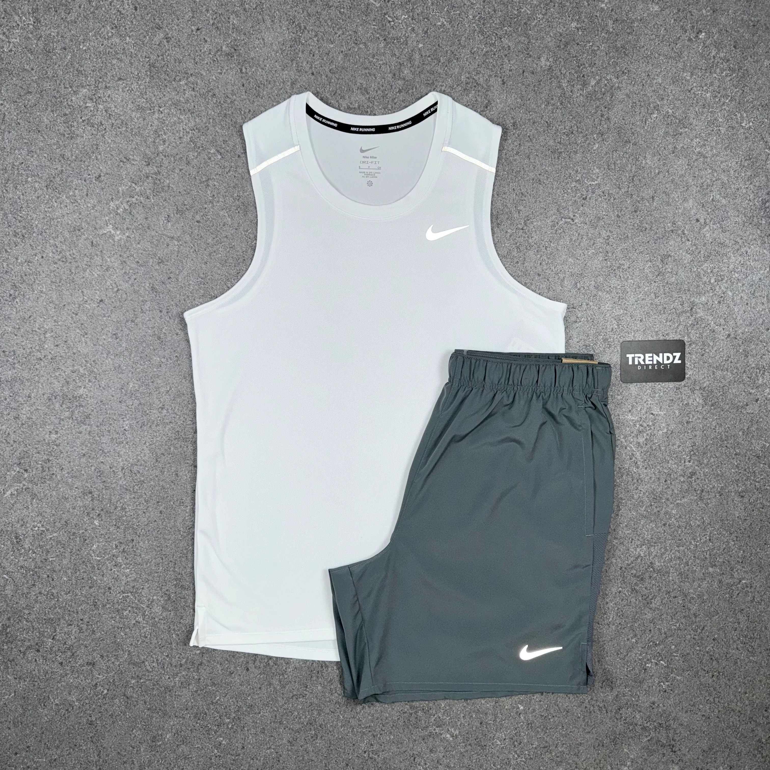 NIKE MILER VEST & SHORTS SET - WHITE/GREY
