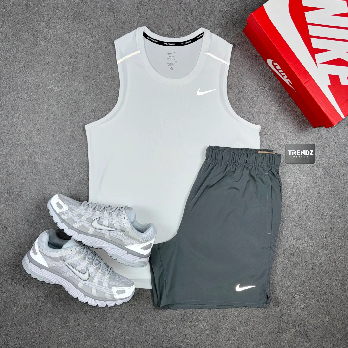 NIKE MILER VEST & SHORTS SET - WHITE/GREY