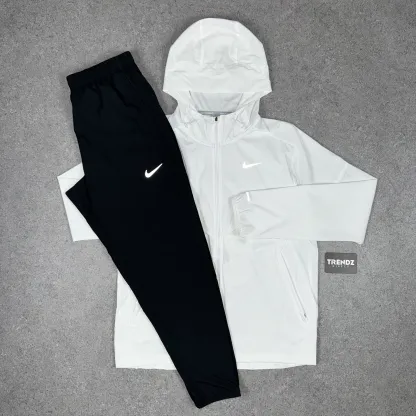 NIKE UV WINDBREAKER TRACKSUIT - WHITE/BLACK