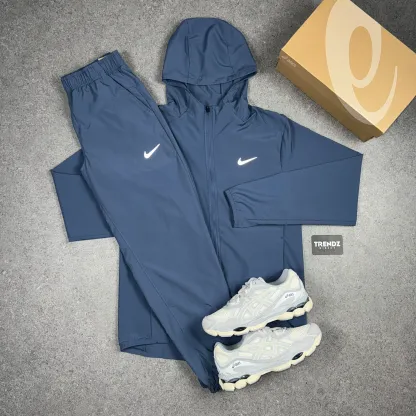 NIKE REPEL TRACKSUIT - DIFFUSED BLUE