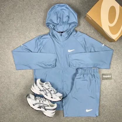 NIKE REPEL WINDBREAKER SET - BABY BLUE