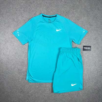 NIKE ADV MILER & CHALLENGER SHORTS SET - AQUA