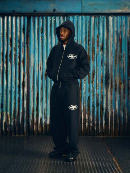 ISLAND PUFF PRINT ZIP HOODIE [BLACK]
