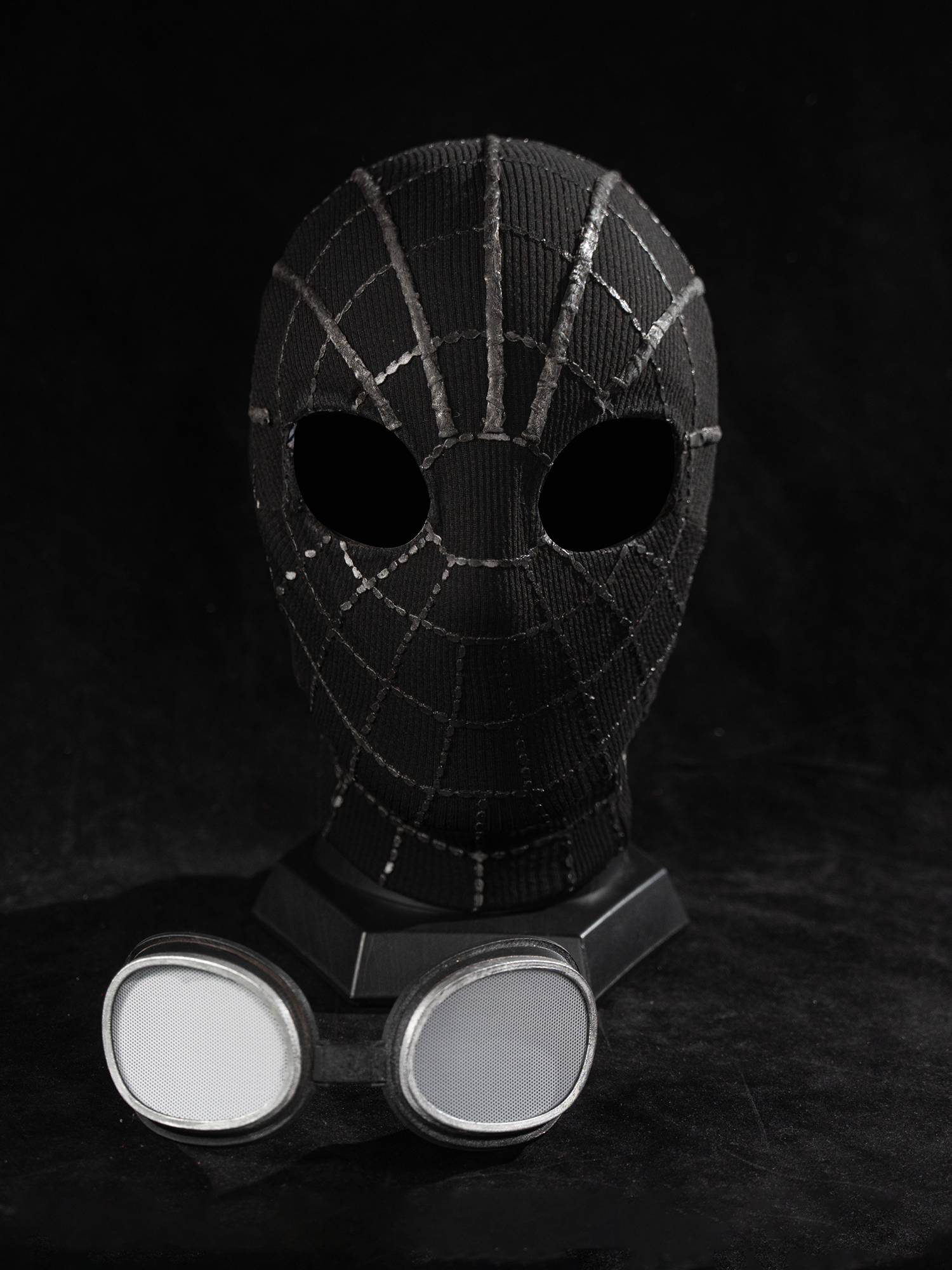 Shadow Full Head Shell Mask