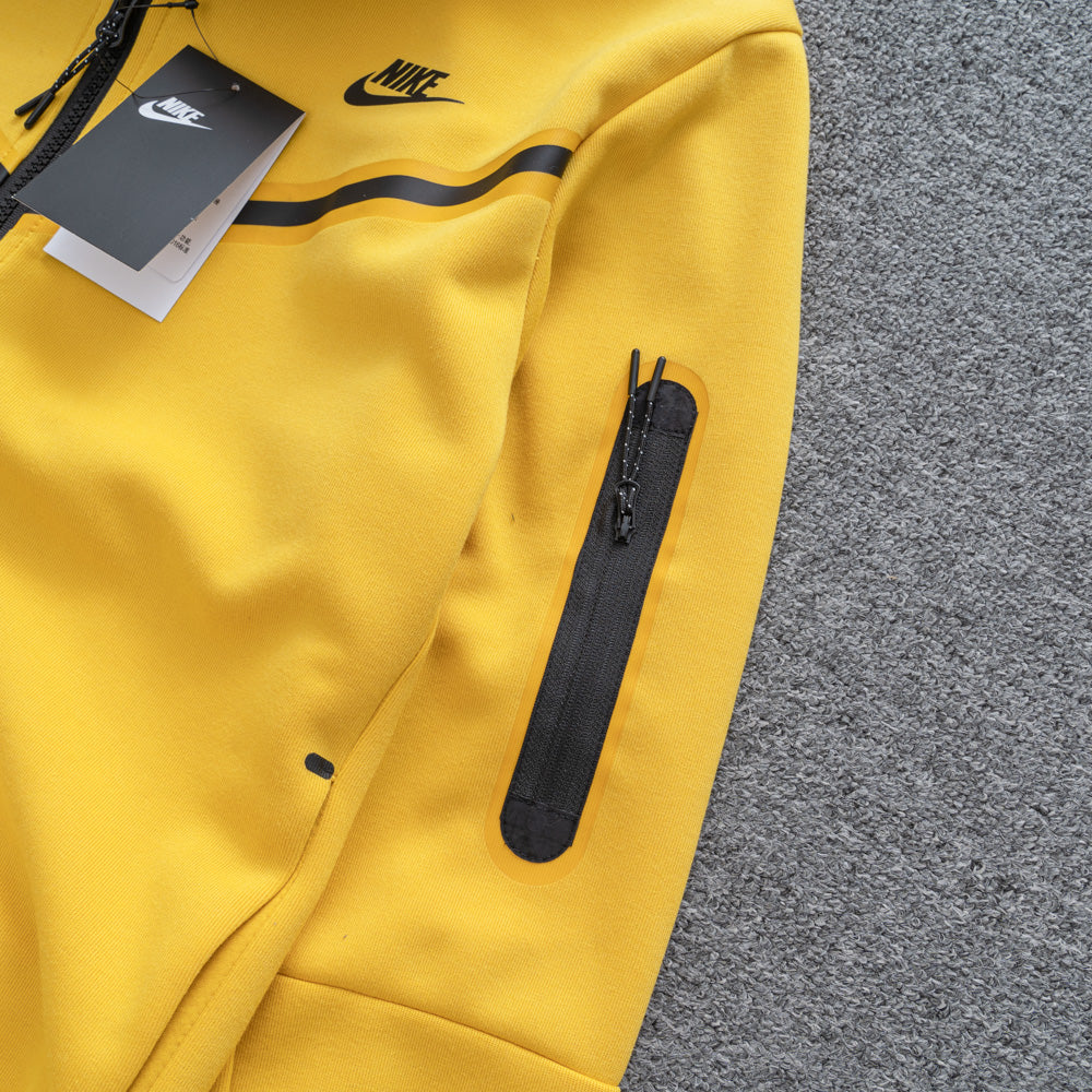 Conjunto Tech Fleece Amarelo 