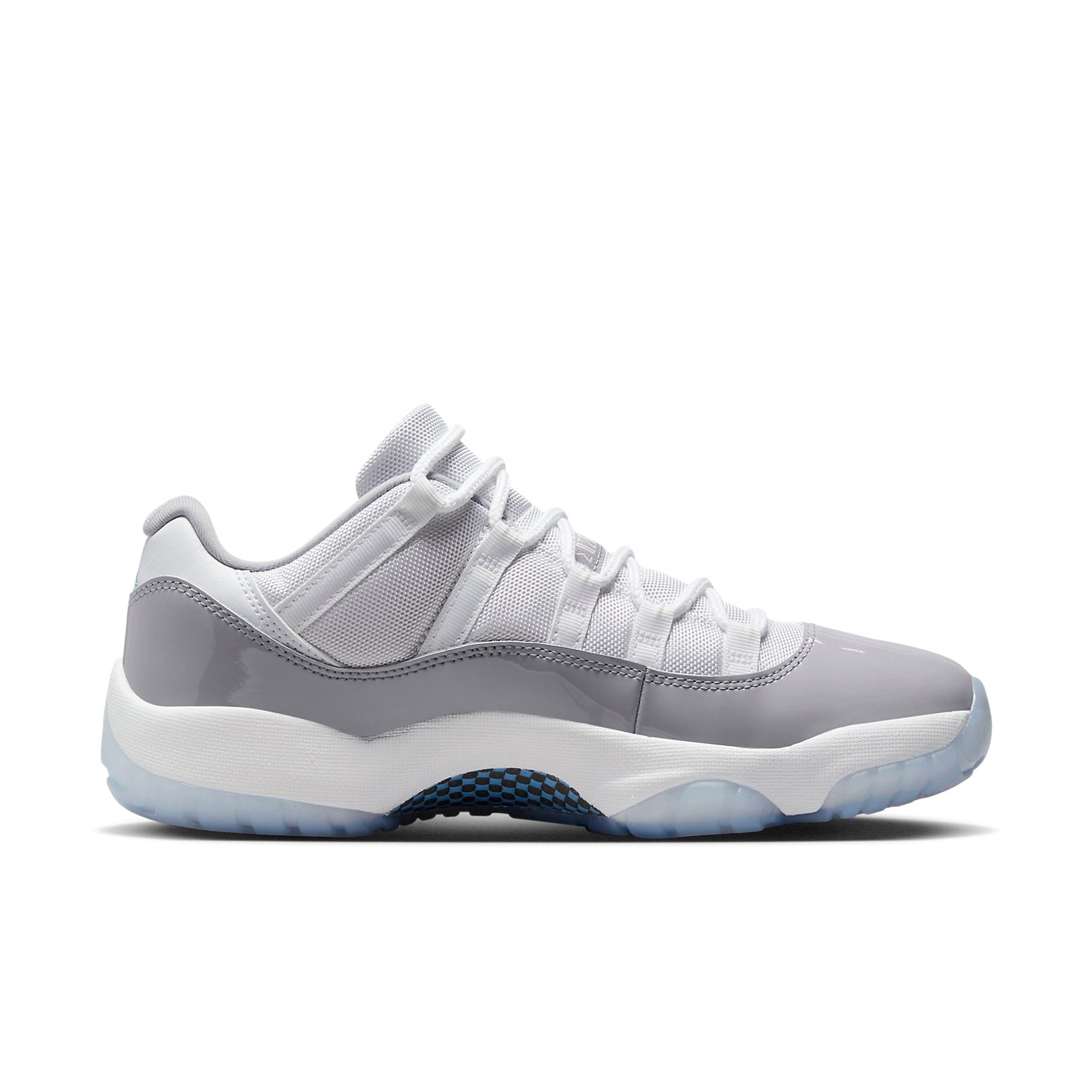 Aithtr Jordthtan 11 Retro Low 'Cement Grey' AV2187-140