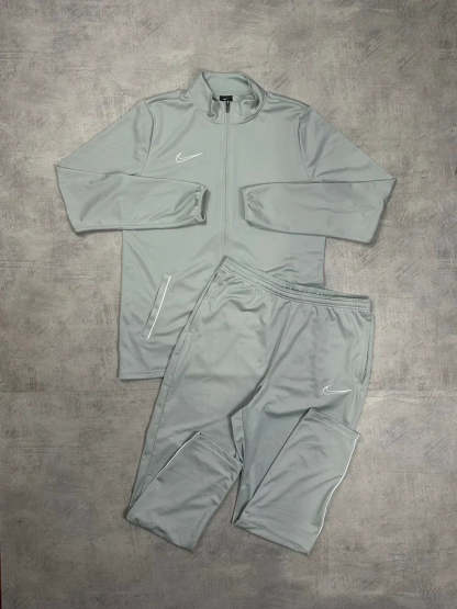 Conjunto Dri-Fit 2021 (Cinzae Branco)