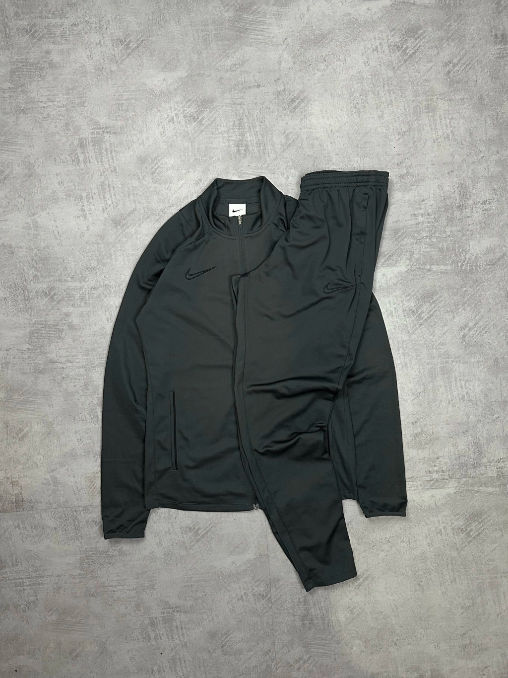Conjunto Dri-Fit 2021 (Cinza Escuroe Preto)