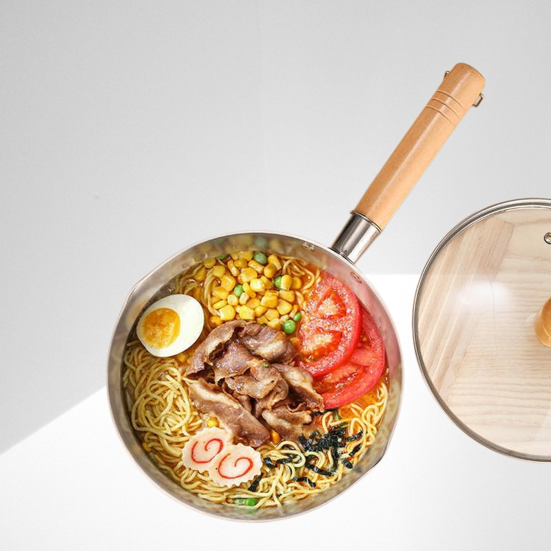 Domowy garnek do parzenia mleka