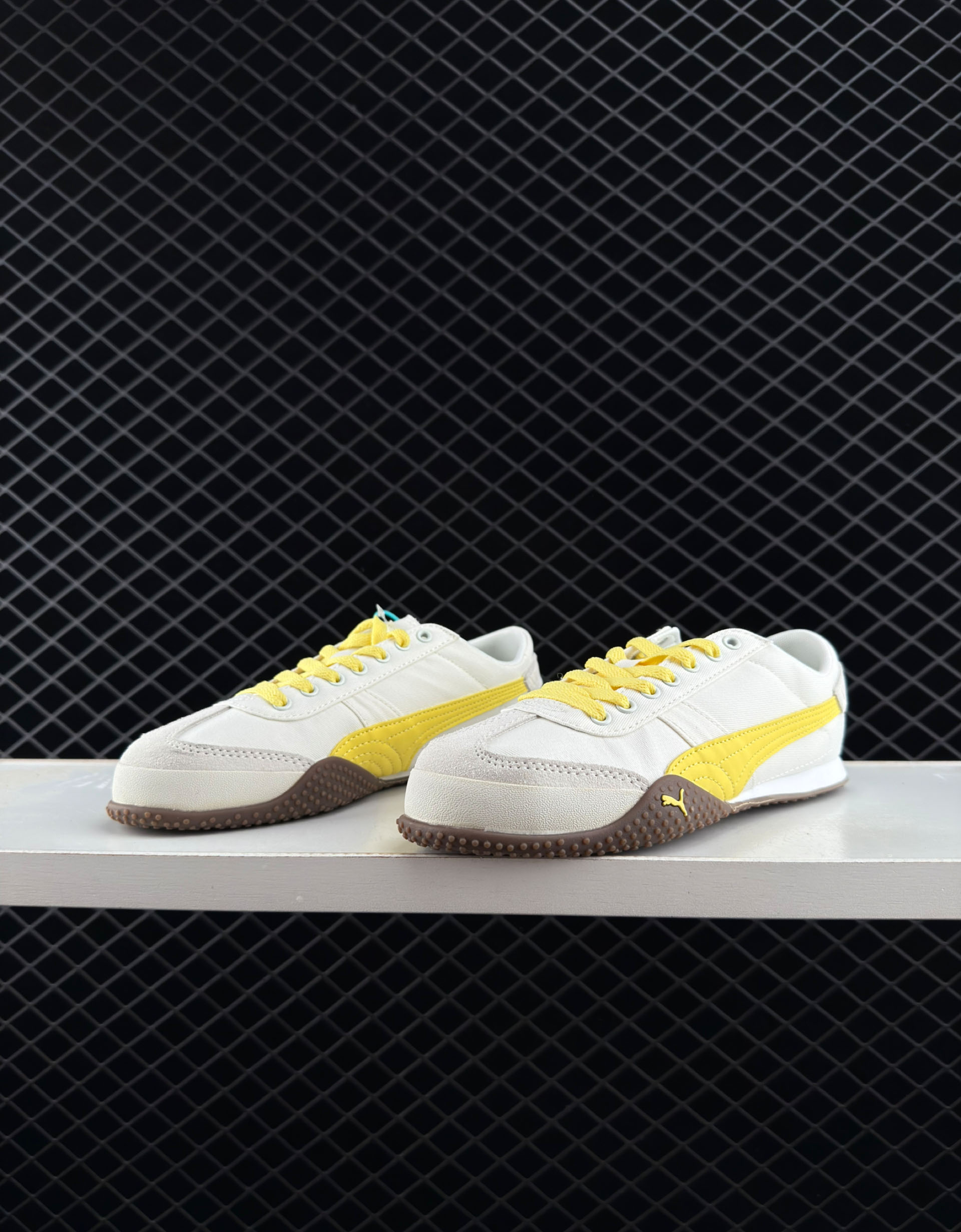 Puma Yellow And White Casual Sports Shoes